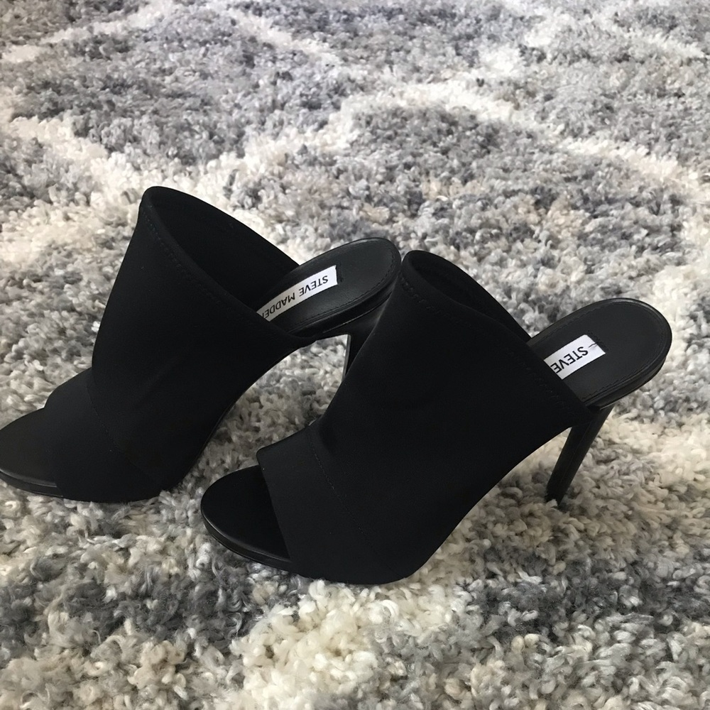 Black Steve Madden Heels